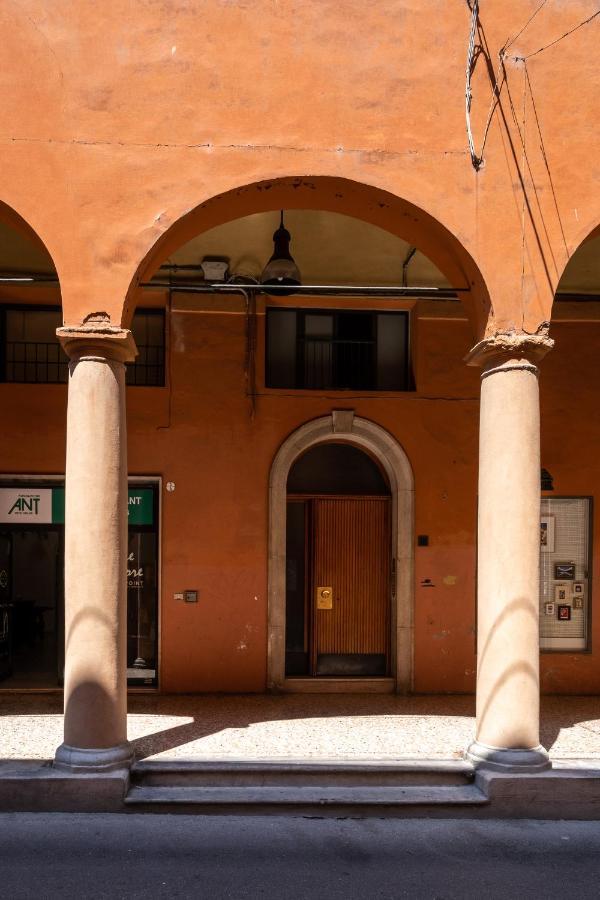 Bologna Suite Centre City Екстер'єр фото